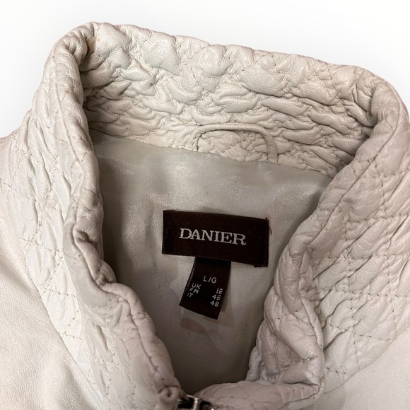 Danier White Leather Jacket Goose Down Filled - Picture 5 of 8